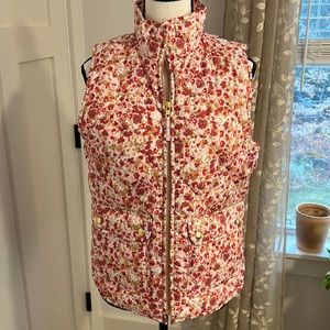 JCrew Factory quilted puffer vest with snap pockets